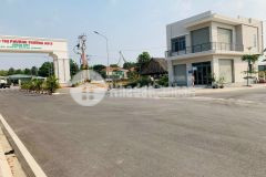 Cần bán lô góc 2 mặt tiền khu đô thị phương trường an 5. 67m2860 triệu,sổ đỏ,full thổ cư