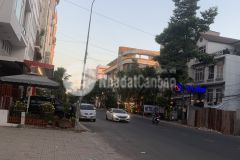 Bán hoặc cho thuê nhà mặt tiền đường phạm ngọc thạch cách đường trần văn khéo chỉ 50m