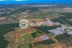 Bán lô đất mặt tiền kênh nước có sẵn điện nước, khu dân cư hiện hữu xe hơi vào tận nơi