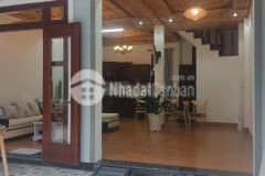 Diện tích sử dụng đến 170m2, xe hơi để trong nhà, nhà thoáng 2 mặt 4 phòng ngủ ngay trung tâm