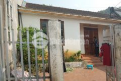 Sapa bán nhà c4 180m2 giá chỉ 1,35 tỷ