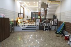 Bán ngôi nhà đẹp tttp nha trang, thuộc kđt vcn phước hải. mặt tiền đường b1. 6.2 tỷ