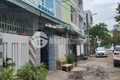 Bán nhà phan đăng lưu gần đh phú yên, 5.3x 18 m2, xách vali vào ở ngay giá 3.3 tỷ.