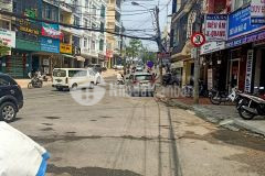 Cần bán căn nhà mặt tiền đường chính hải thượng, kinh doanh buôn bán cực tốt, phường 6, đà lạt diện