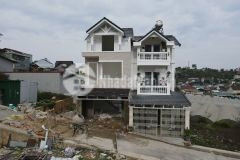 Diện tích sàn 170m2 nhà lầu xe hơi mới lengkeng giá 4 tỷ gần thác camly