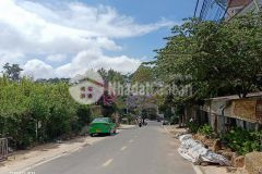 Cần bán căn khách sạn 2 mặt tiền 40 phòng nằm ở đường yersin, phường 10, đà lạt diện tích 407,46m2