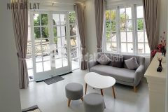 Bt102 bán biệt thự sân vườn mặt tiền đường đông tĩnh phường 8 tp đà lạt.