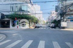 Cần bán nhà 9 tầng mặt đường yết kiêu, phường vạn thắng gần biển