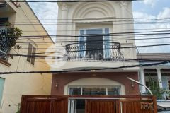 Cho thuê nhà trệt 2 lầu kdc c.ty 8 p. phú thứ