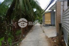 Đất long hòa a kế bên quảng trường