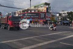 Bán nhà mặt tiền trần hưng đạo gần đại lộ hùng vương kinh doanh tốt giá 9.8 tỷ.