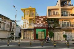 Bán nhà mặt tiền trần hoàng na,trệt lửng, thuộc kdc 91b,gần cầu vượt trần vĩnh kiết.