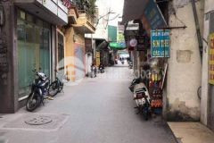 Bán đất có nhà c4 phố dương văn bé, hai bà trưng, dt60m2, mt4m