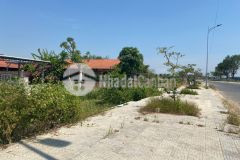 Bán đất mùa covid mặt tiền đường nhựa cầu phao đông hà 0941076 225