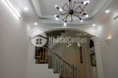 Ban gap nha moi toanh cuc đep hoang quoc viet 38m x5t, ô tô gần nhà chỉ 3.95 ty