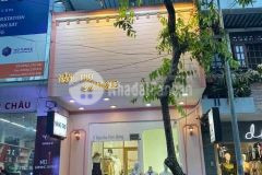 Bán nhà mặt tiền nguyễn việt hồng, vị trí đẹp, gần công viên lưu hữu phước,sổ hồng.