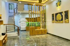 Nhà ngay phòng công chứng trấn biên, 1420tr145m2, sân đậu oto