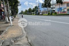 Nhà cấp 3 mặt tiền hùng vương phường 7