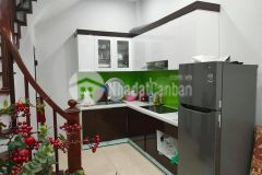 Bán nhà bồ đề, nhà cực đẹp ở ngay ô tô đỗ cửa thông hồng tiến bồ đề, 32mx5, 3.85ty