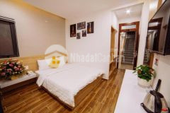 Gia đình cần bán gấp khách sạn 3 tầng 23 phòng kinh doanh có view ngay trung tâm thành phố