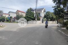 Hiếmchỉ tr24.8m2lô đất nền 2 mặt tiềnngay tt ngã 3 sầm uất kinh doanhđa phúctân tiếnvg246m2sổ đỏ cc