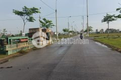 Cần tiền bán nhanh lô đất đối diện cổng bệnh viện quốc tế sao mai giá rẻ