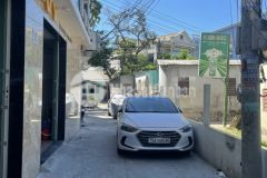 Bán gâp nhà kiệt ô tô vi vu duy tân lh 0346229509