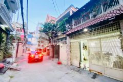 Bán nhà chính chủ hẻm xe hơi hoàng sa phường 9 quận 3, 100m2, 2 tầng