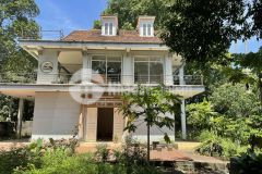 Bán đất lương sơn hòa bình sẵn nhà và khuân viên chỉ việc dọn đến ở.