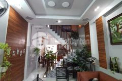 Bán nhà hẻm ô tô 422, 4 tầng, 5pn trường chinh p15 tân bình