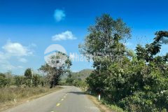 Hơn 2,3 hecta trục đường đt711 lô góc 2mt đẹp nhất, rẻ nhất khu vực. lh0945367263.