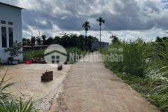 D588 bán đát view đẹp xã hoà khánh