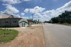 Đất gần chợ,diện tích 360 m2 giá 450 tr đã có thổ cư