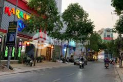 Bán nhà mặt tiền đường lê bình,2 lầu đúc kiên cố,sổ hồng,hoàn công,vị trí đẹp.