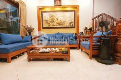 Bán nhà đường tôn thất tùng, đống đa, nhỉnh 7 tỷ, dt 72m2, mt 5.8m, nhà đẹp, tặng full nội thất.