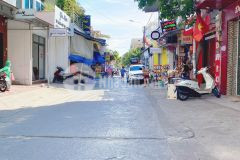 Chính chủ cần bán gấp quán cafe nằm ngay mặt đường bạch liêu