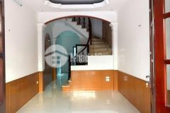 Nhà 4 tầng lô góc mới 3 mặt thoáng ngõ cực nông rộng ở ngay chỉ 3.35 tỷ.