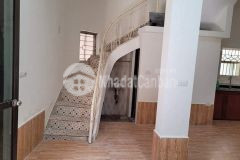 Bán gấp căn nhà vĩnh hưng 3 tầng mặt tiền 6m lô góc đường ô tô tránh giá chưa đến 3 tỷ