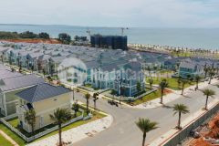 Chủ nhà cần bán biệt thự song lập 240m2, nằm ngay lô góc khu công viên khu 4, hướng biển, giá chỉ 2