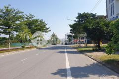 Bán đất lạc long quân, 315m2, mt 9m, 2 mặt tiền, vỉa hè rộng, kinh doanh,23 tỷ