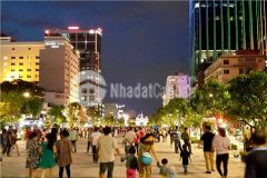 Mặt tiền cạnh trung tâm phố đi bộ nguyễn huệ kinh doanh đỉnh lh0786961692.