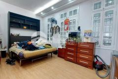 Bán gấp nhà phố trần hữu tước, đống đa, 38m2, 5 tầng, mt5.2m, 4tỷ2