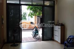 Chính chủ bán nhà 2t ngõ 27 ngọc lâm, diện tích 61m2 4.5m mặt tiền giá 5 tỷ