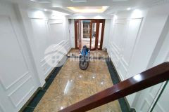 Bán nhà gần công viên cầu giấy siêu đẹp, ngõ nông, lô góc, 3 thoáng vĩnh viễn