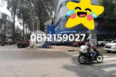 Cần bán gấp nhà hxh thông, tôn thất tùng quận 1, có thang máy, 0812159027.