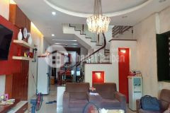 Bán nhà phố lê trọng tấn khu phân lô dân trí cao 2 mặt ngõ ô tô vào nhà hiếm