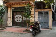 Bán nhà ô tô tránh ngõ 72 dương quảng hàm 3 tầng 68m2 giá 8,4 tỷ. lh 0912442669