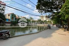 Bán nhà mỗ lao, hà đông, lô góc, 40m2x5t, ô tô, gần hồ, sân chơi chung. đẹp