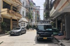 Phân lô, oto tránh, vỉa hè, kinh doanh, bán nhà ngọc hồi 55m2 4.9mt