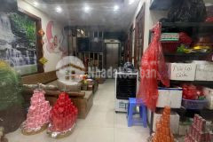 Bán gấp nhà 8 tầng thang máy văn chương trung tâm quận đđ, lô góc, ngõ thông, gần trường chợ 6,2 tỷ